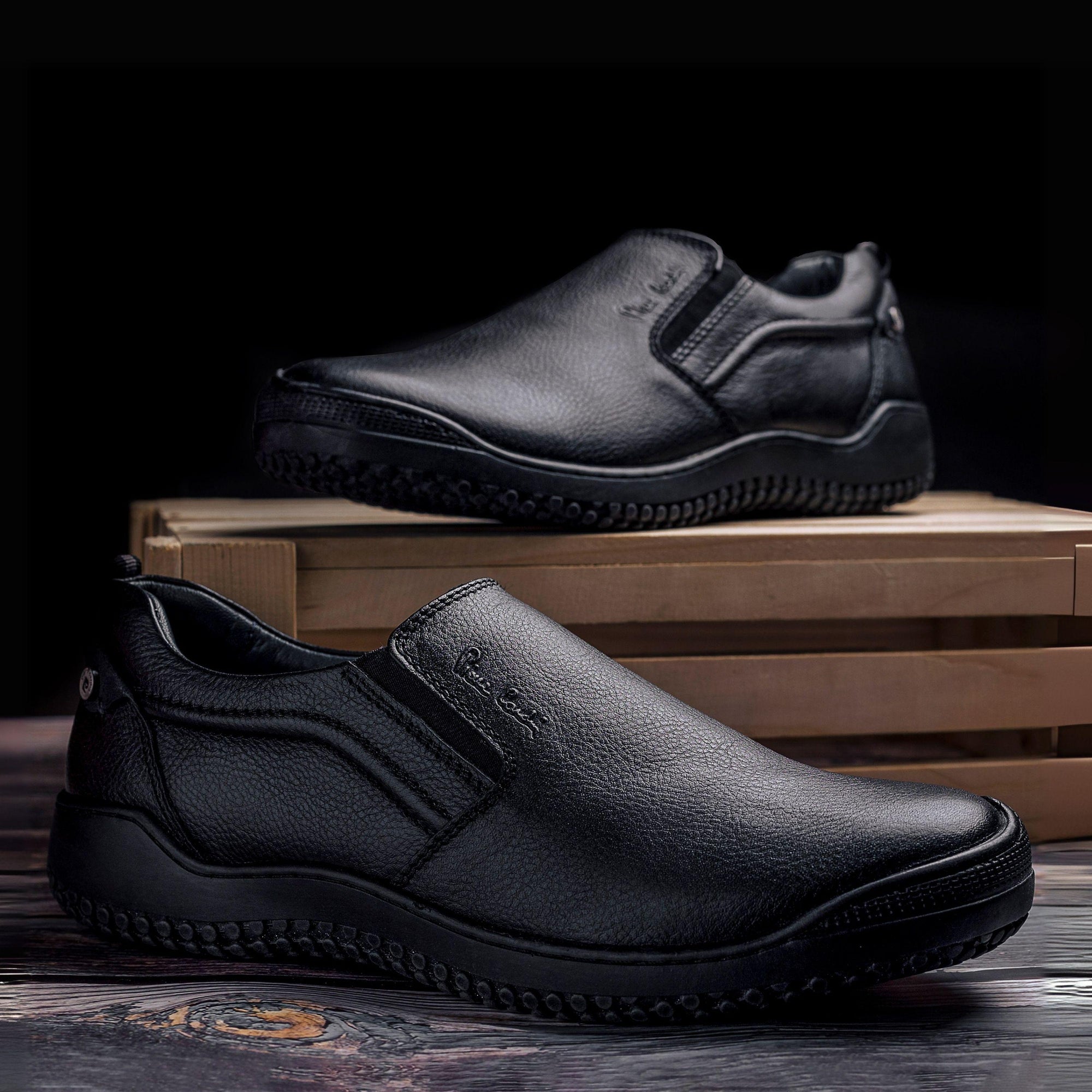 Stride Black Slip-on