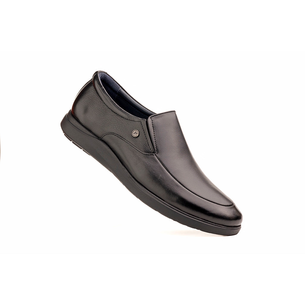 Contemporary Black Loafer