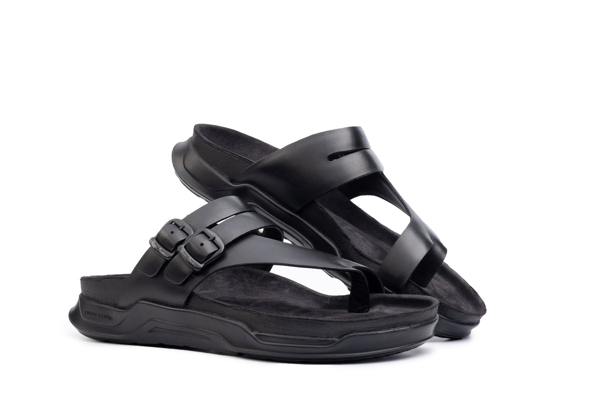PC1079-BLACK-WEB-1_1200x1200.