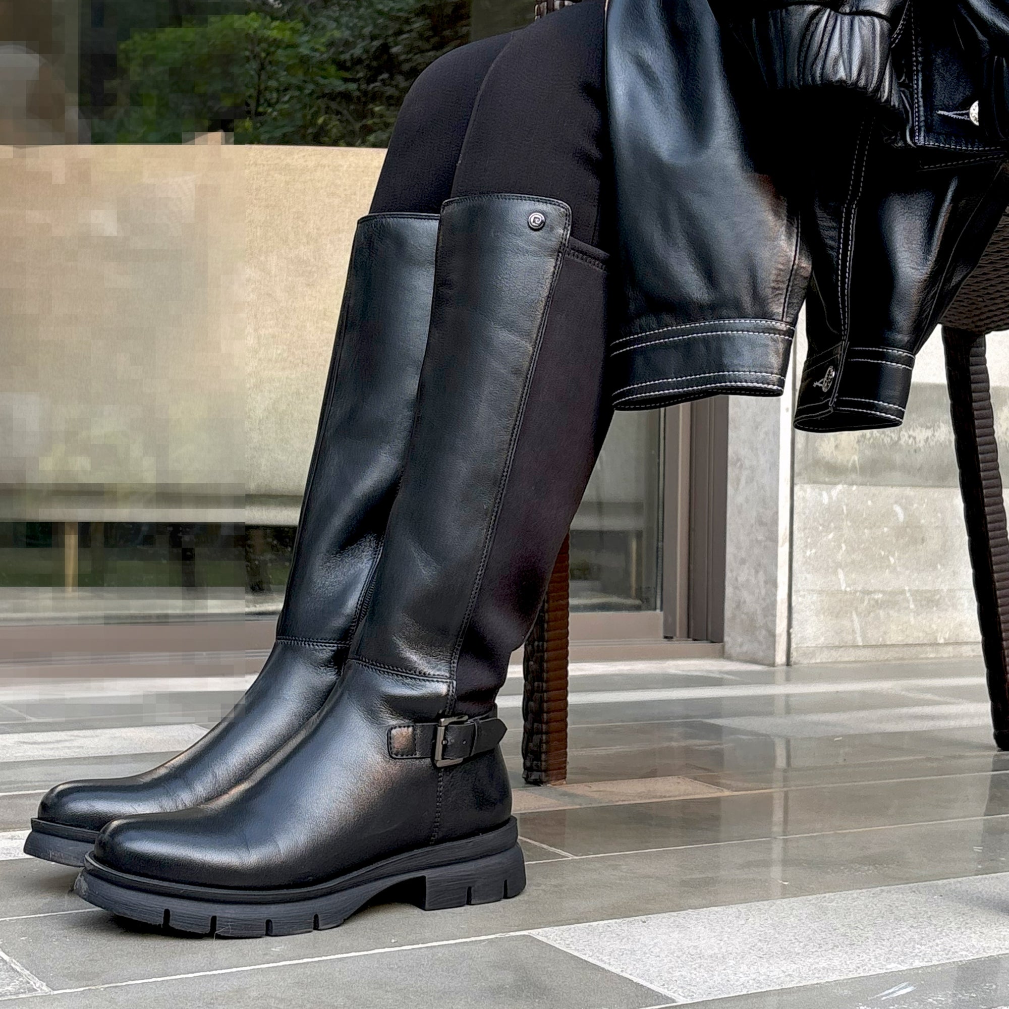 Sloane Modern Black Boot