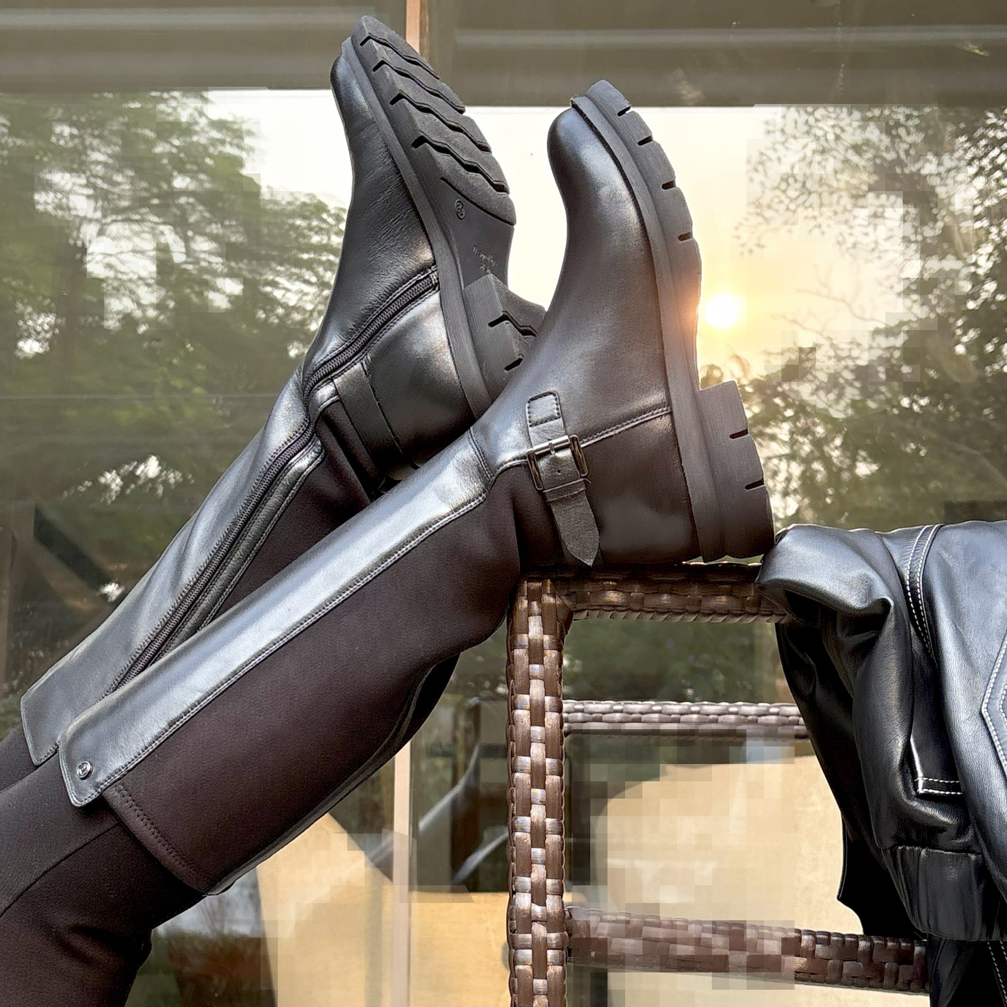 Sloane Modern Black Boot