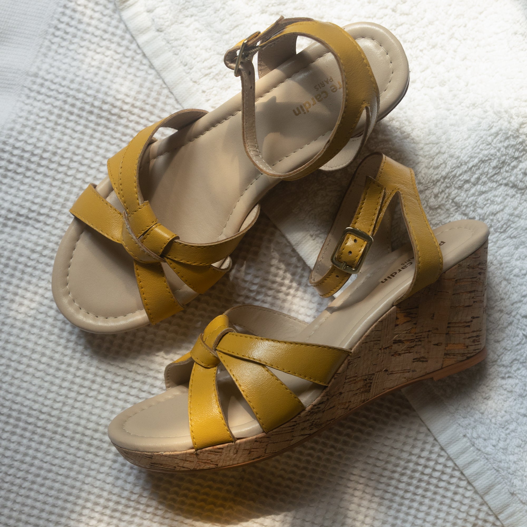 Madellin Yellow Knotted Leather Platform