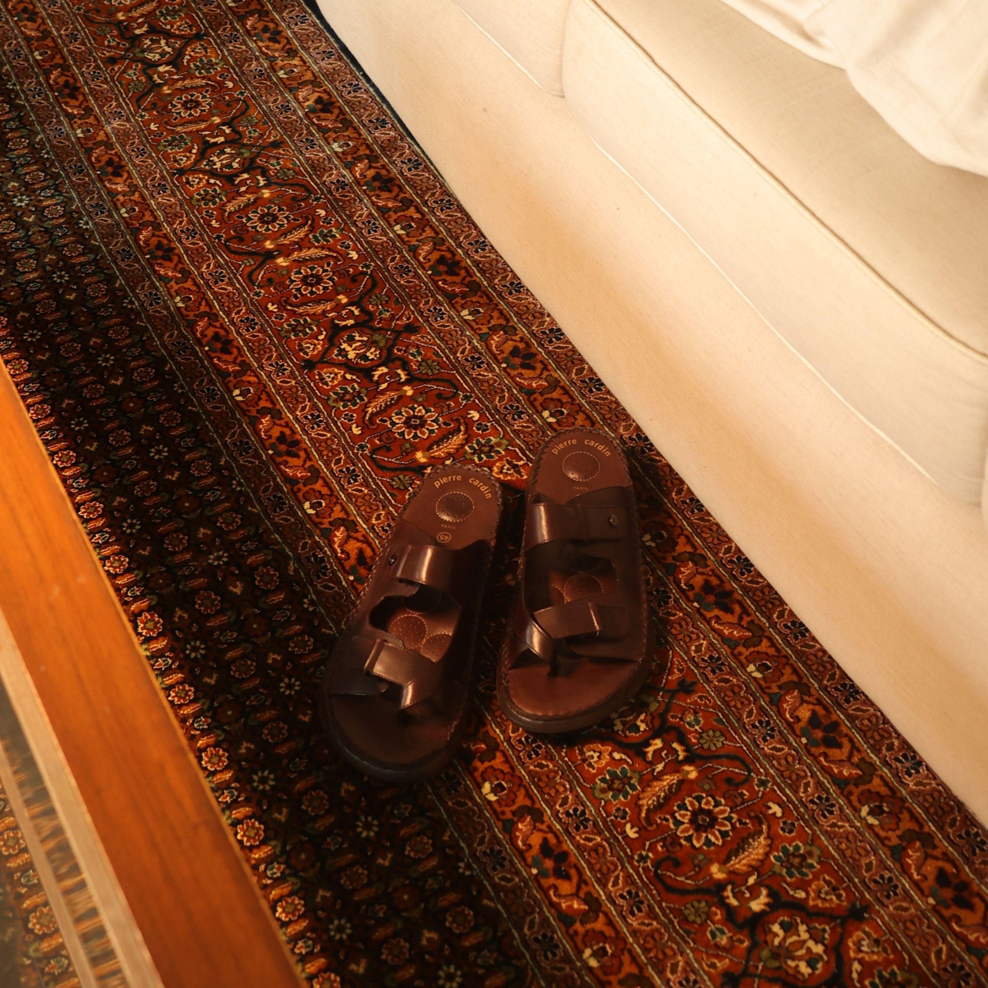 Soul Cloud: Cafe Adjustable Slipper