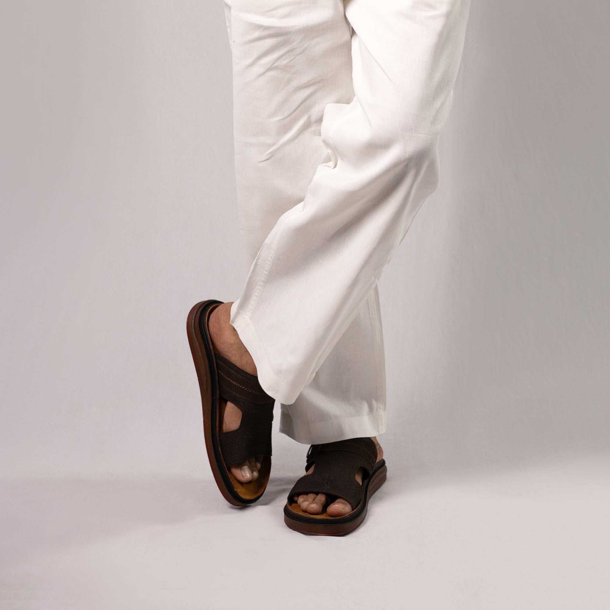 Azur: Café Textured Buckle Slide