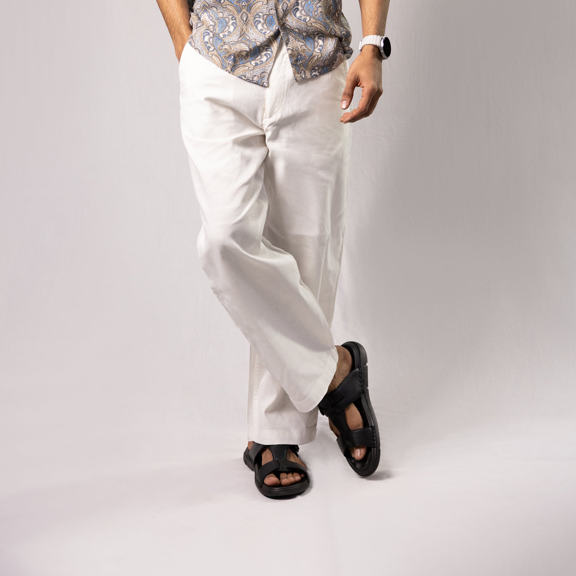 Vite: Black Dual-buckle Sandal