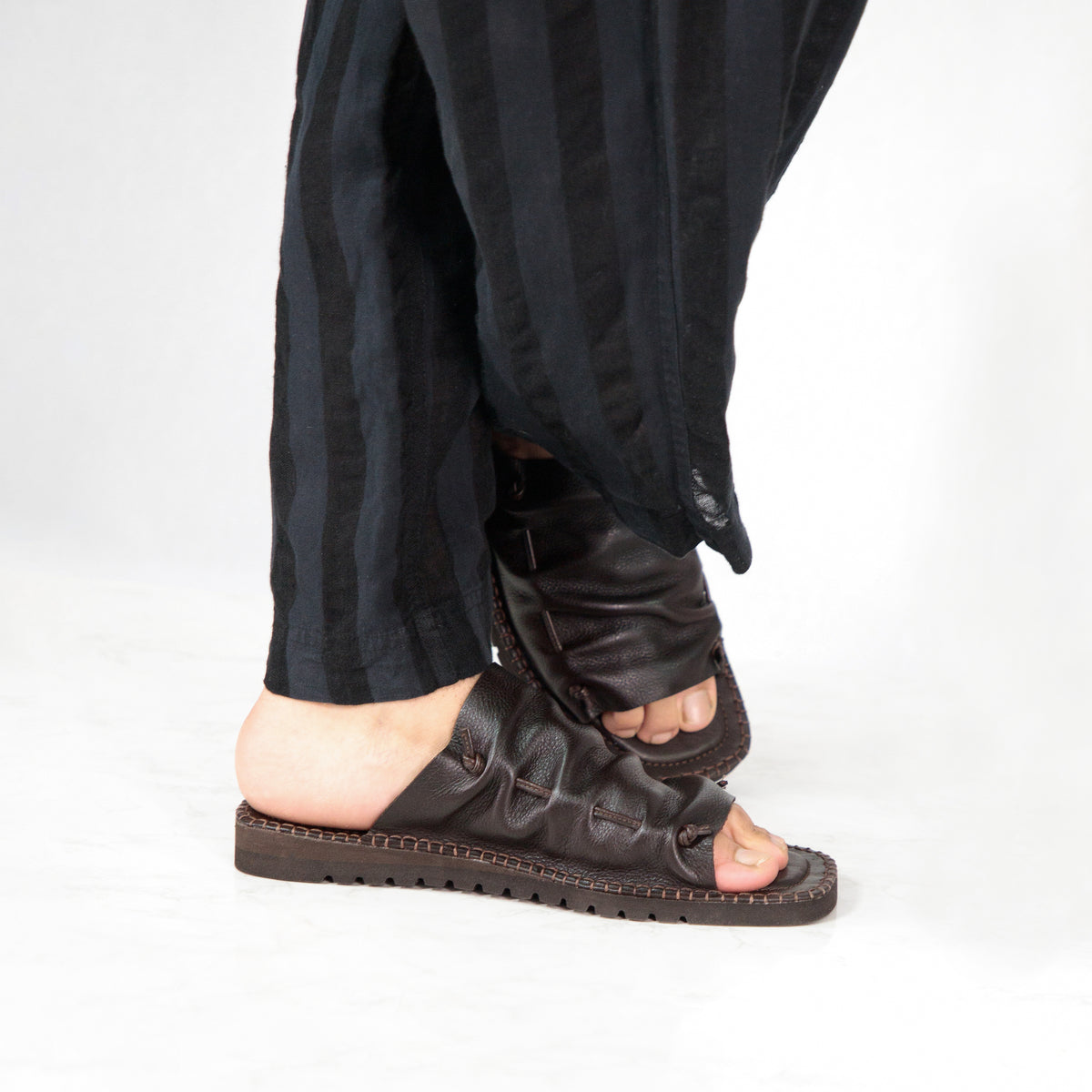 Fête Choco Ruched Slide