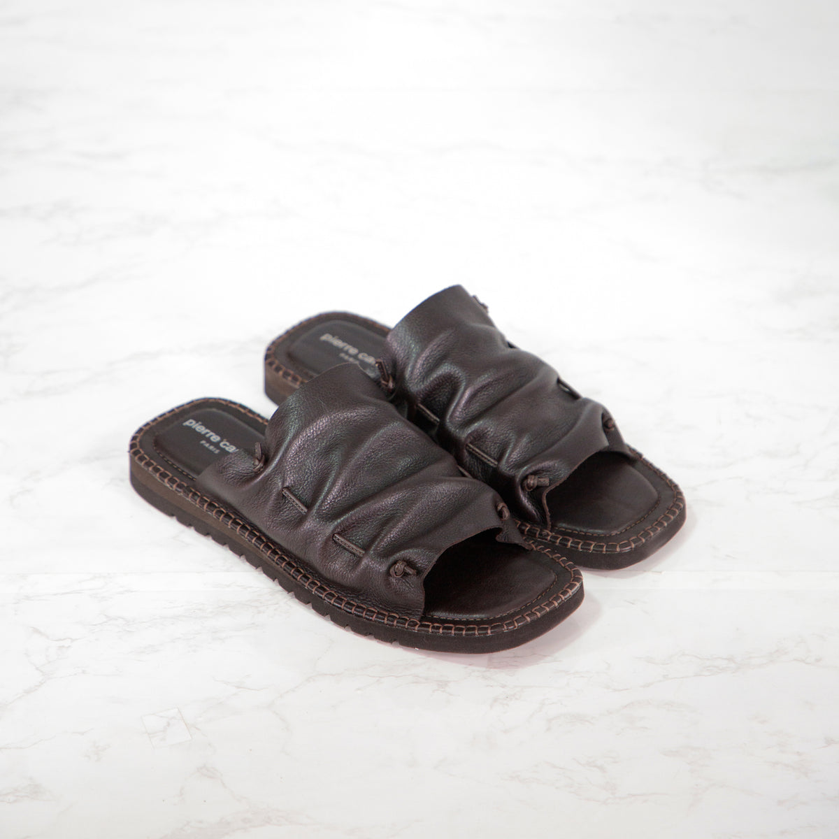 Fête Choco Ruched Slide