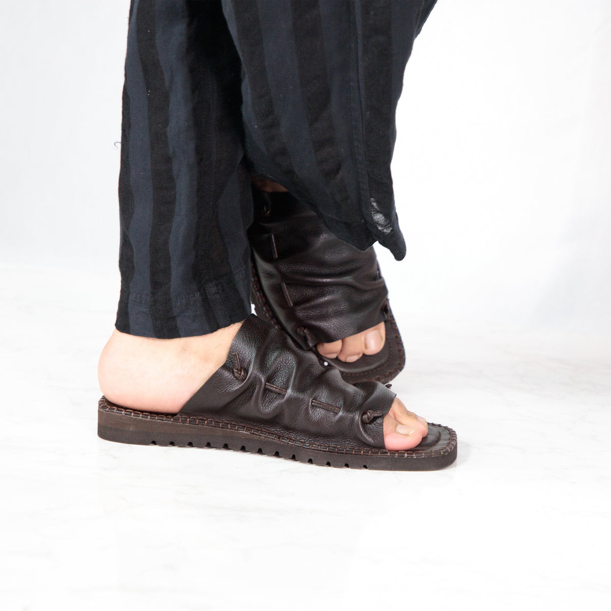 Fête Choco Ruched Slide