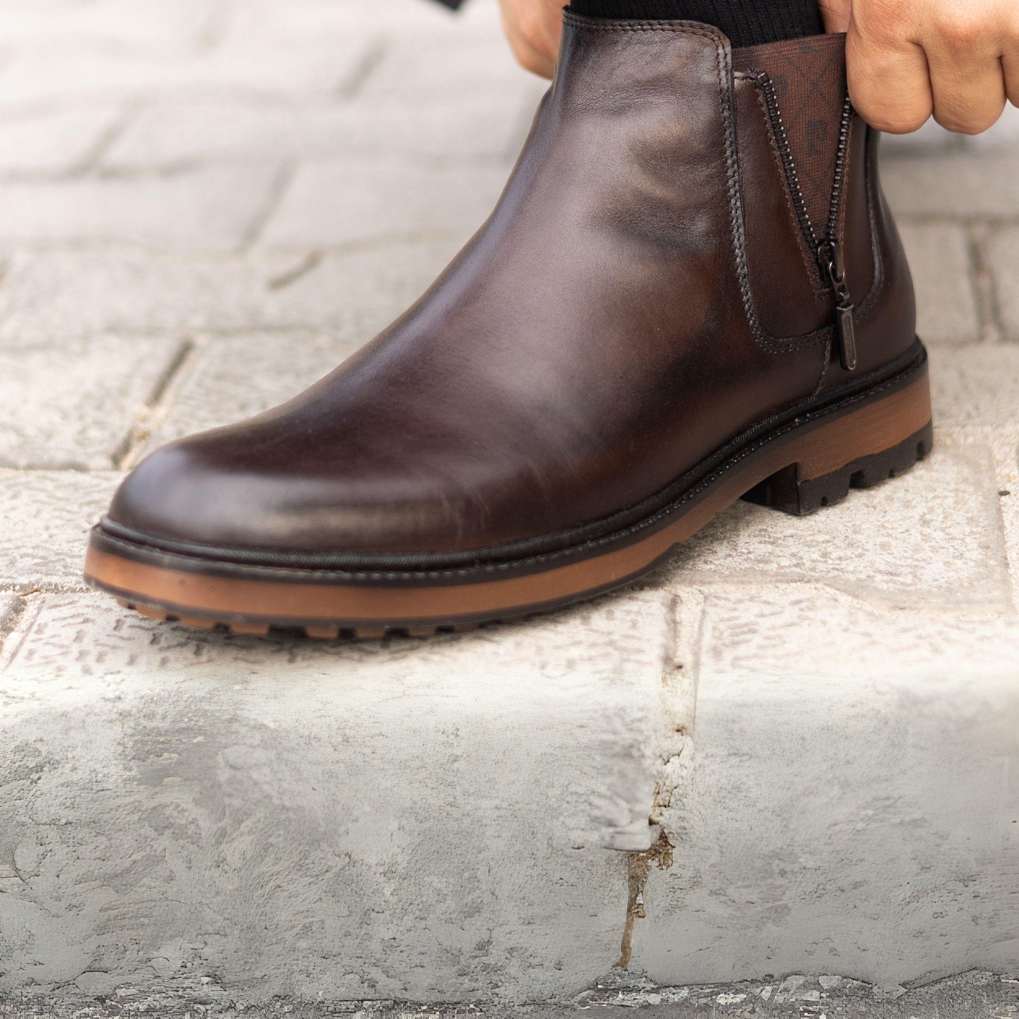 Modern Cafe Chelsea Boot