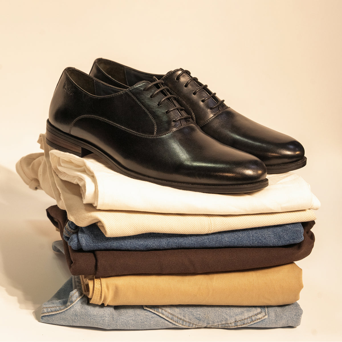 Trieste Black Plain-toe Oxford