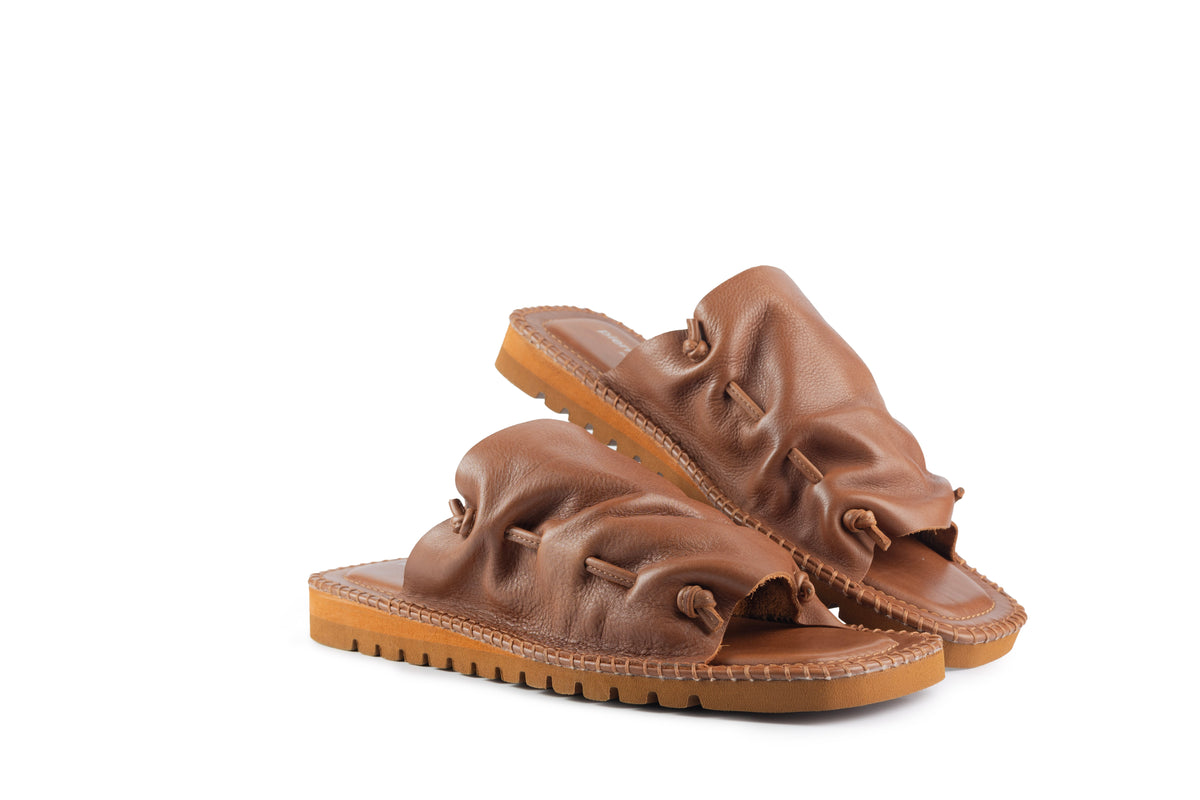 Fête Tan Ruched Slide