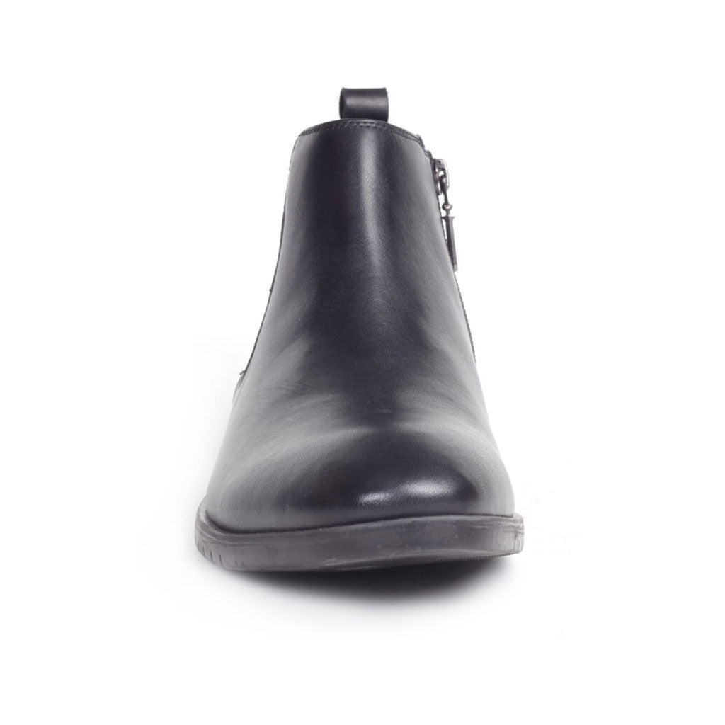 Classic Black Chelsea Boot