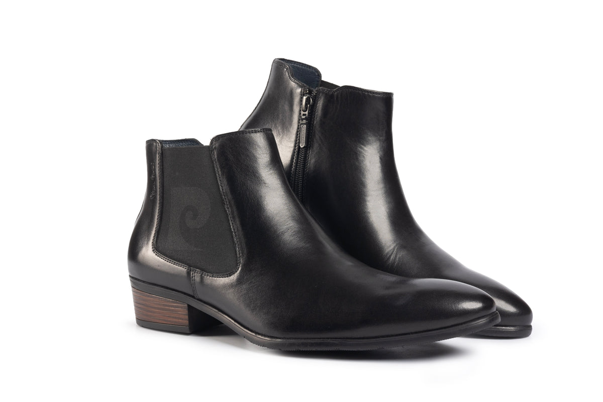Windsor Black Cuban Chelsea