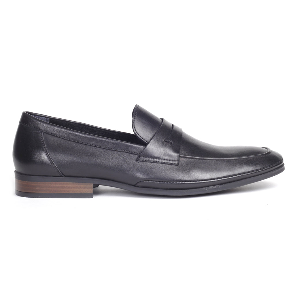 Signature Black Moc Loafer