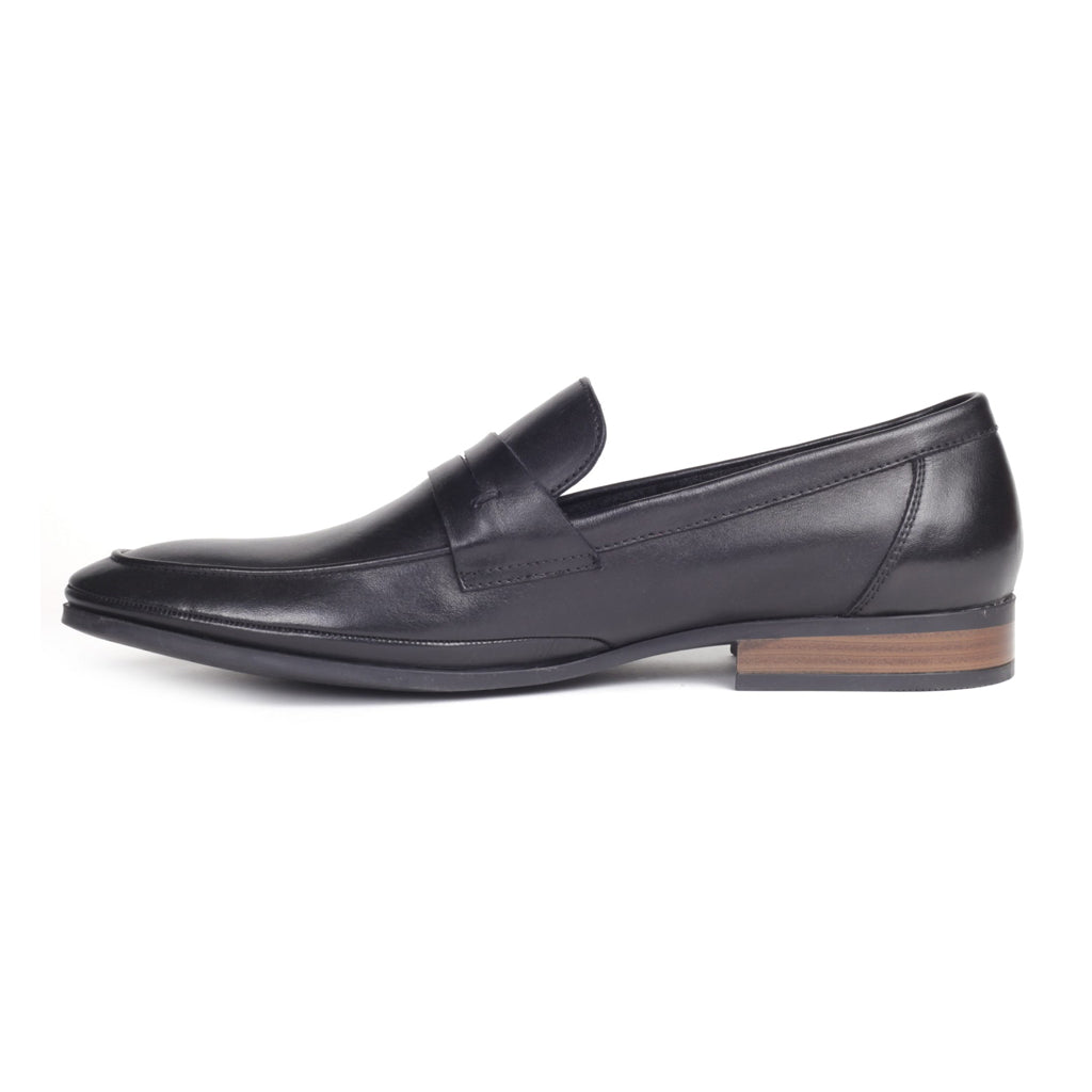 Signature Black Moc Loafer