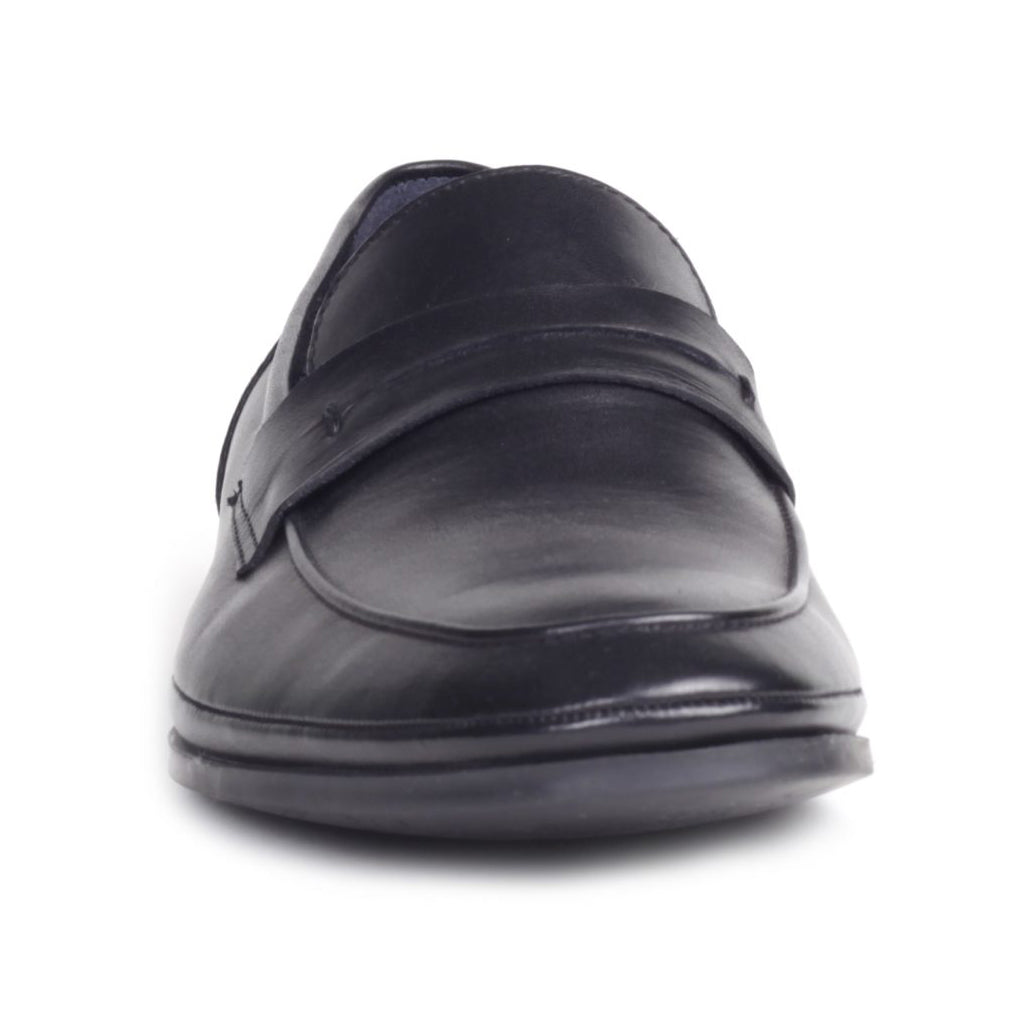Signature Black Moc Loafer