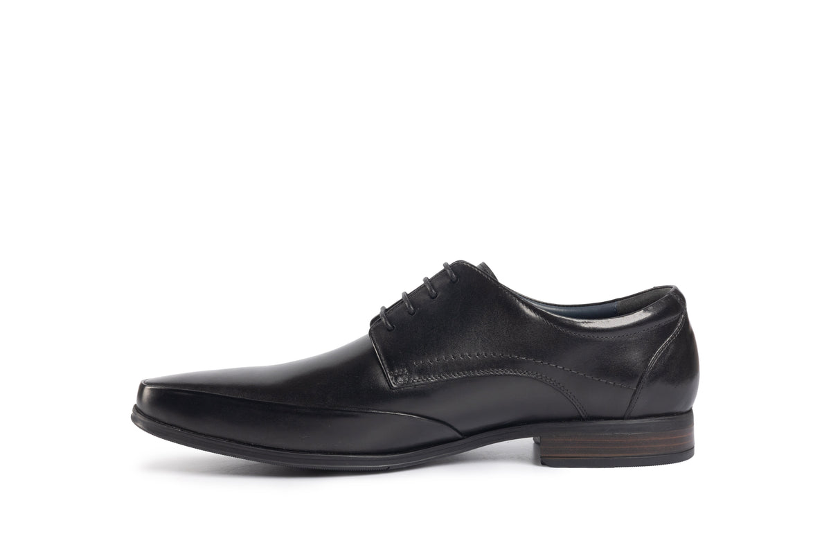 Verona Black Derby