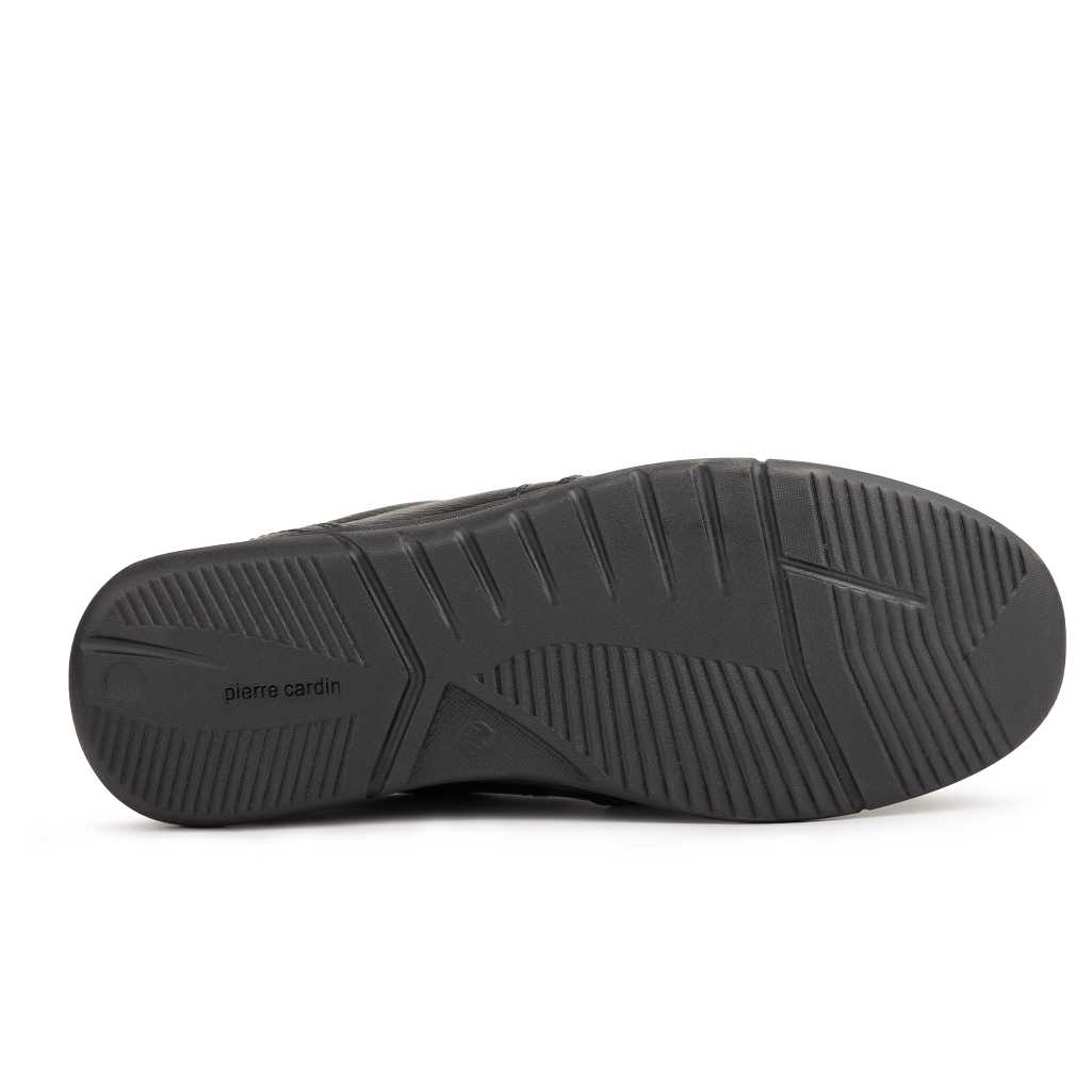 Ultra-Light Black Loafer