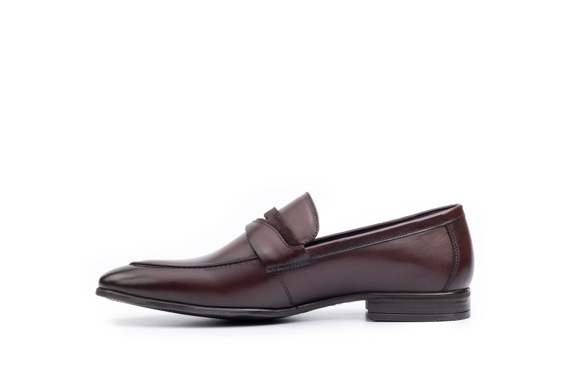 Onyx: Contemporary Brown Loafer