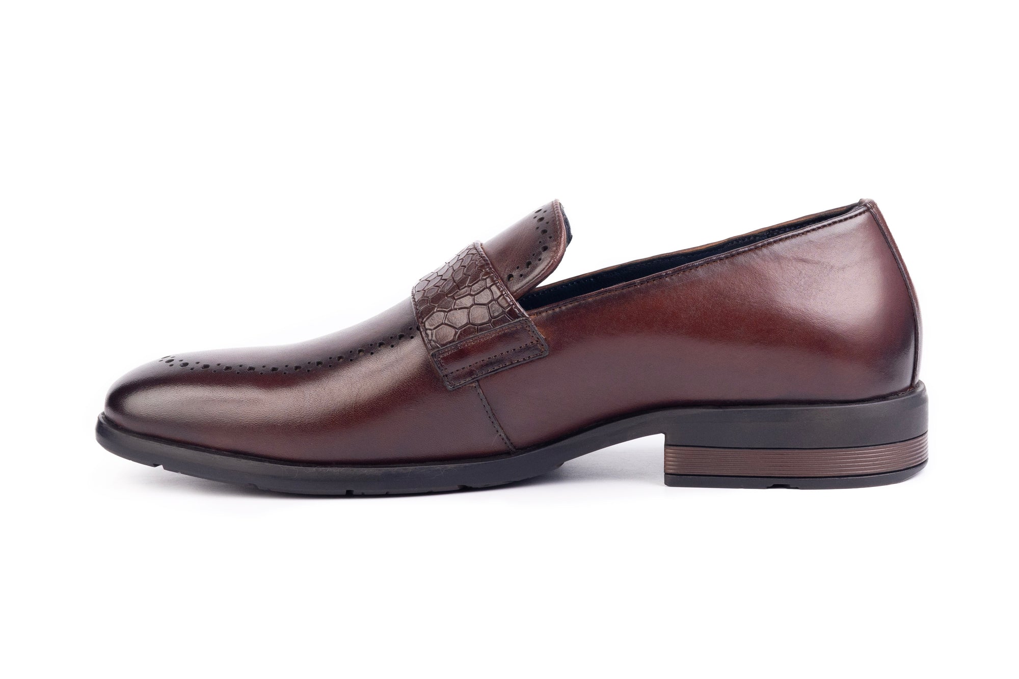 Onyx: Textured Brown Loafer