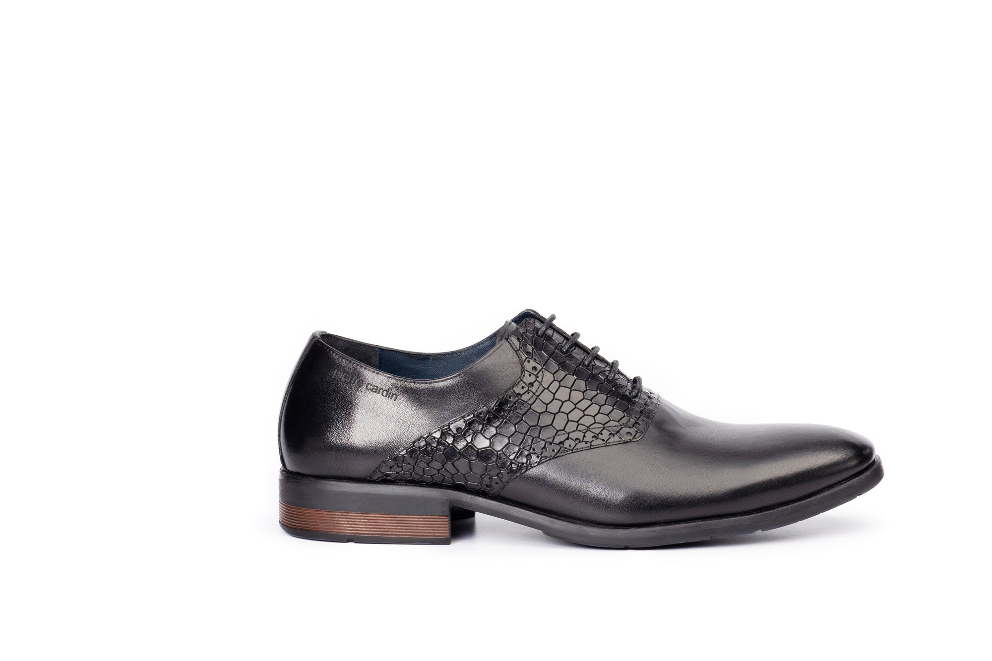 Onyx: Textured Black Oxford