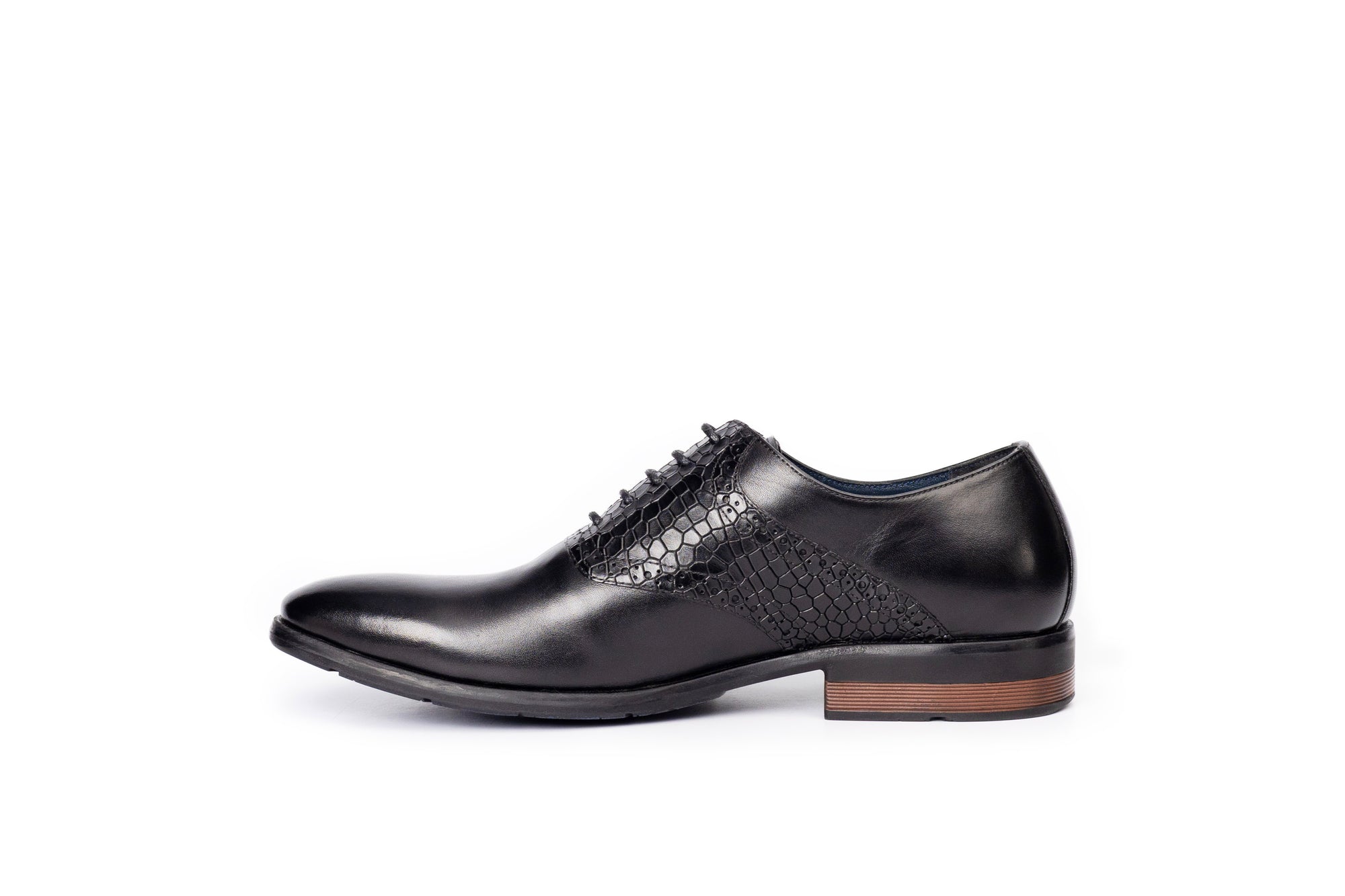 Onyx: Textured Black Oxford