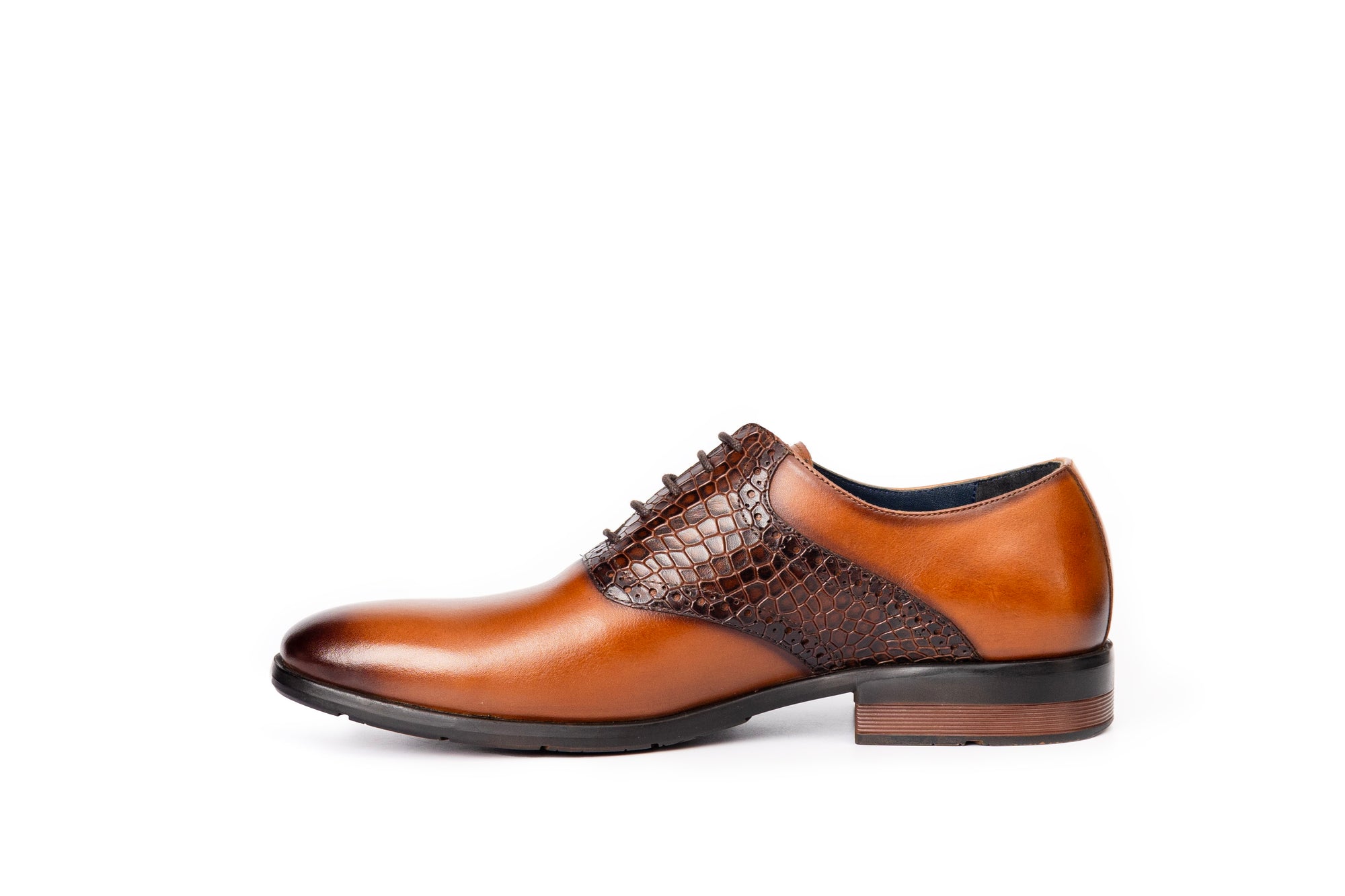 Onyx: Textured Cognac Oxford