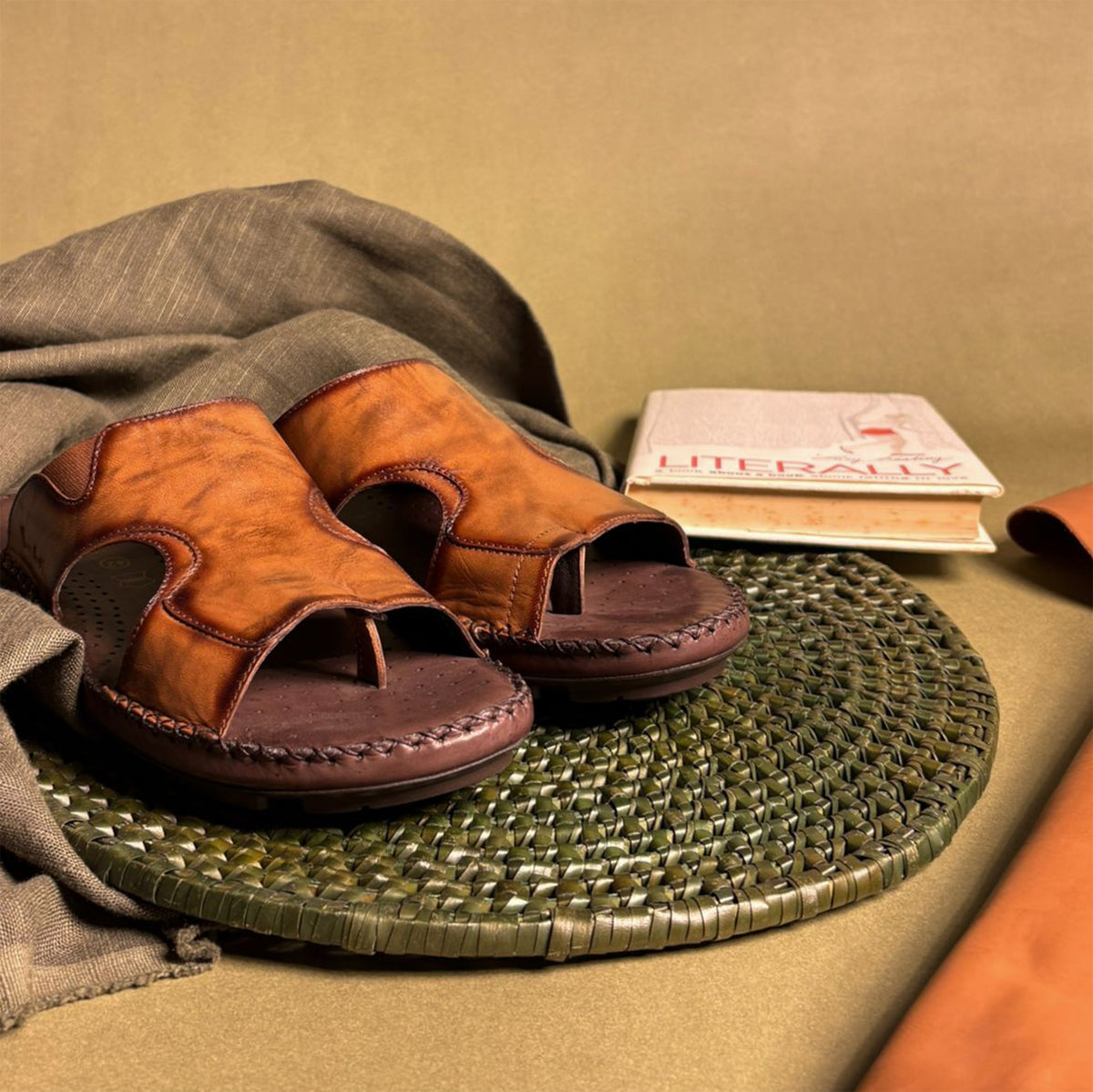 Airflex: Tan Wave-cut Sandal